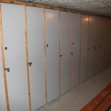 4 Personnes, - Balcon, Parking, A 200m Des Remontees Et Commerces - Fr-1-263-3 Apartment