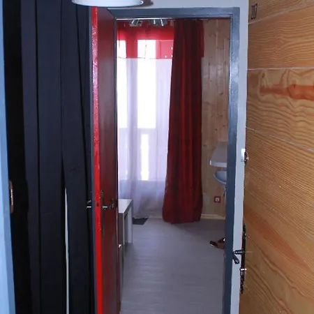 Apartment 4 Personnes, - Balcon, Parking, A 200m Des Remontees Et Commerces - Fr-1-263-3 Valloire